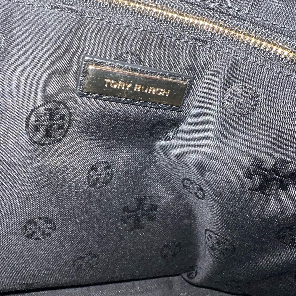 Tory Burch Black Pebbled Leather Ivy Zip Tote - Picture 9 of 16